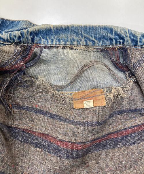 LEVI'S（リーバイス）LEVI'S (リーバイス) ブランケット付デニムジャケット インディゴ サイズ:サイズ表記無しの古着・服飾アイテム