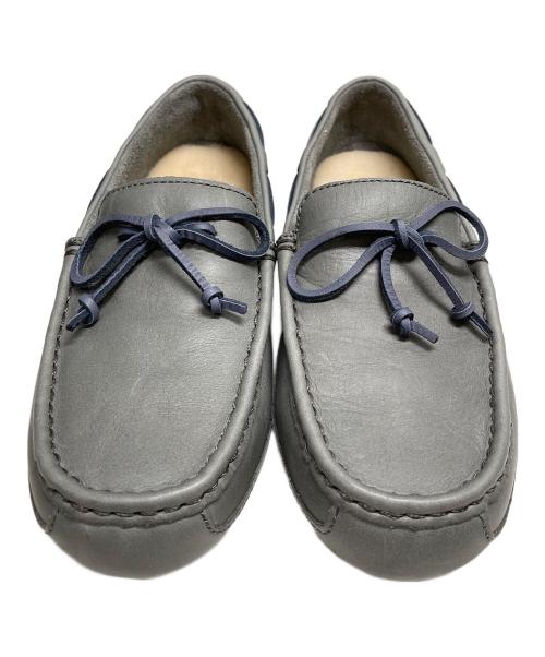 UGG（アグ）UGG (アグ) モカシンシューズ グレー サイズ:26の古着・服飾アイテム