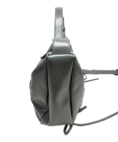 Matin Kim（マーティン・キム）matin kim (マーティン・キム) ショルダーバッグ グレー サイズ:FREEの古着・服飾アイテム