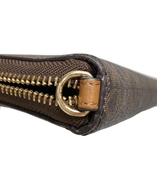 MICHAEL KORS（マイケル・コース）MICHAEL KORS (マイケル・コース) 長財布の古着・服飾アイテム