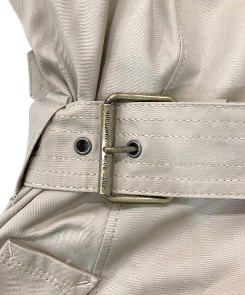 BURBERRY BLUE LABEL（バーバリーロンドンブルーレーベル）BURBERRY BLUE LABEL (バーバリーロンドンブルーレーベル) トレンチコート ベージュ サイズ:38の古着・服飾アイテム