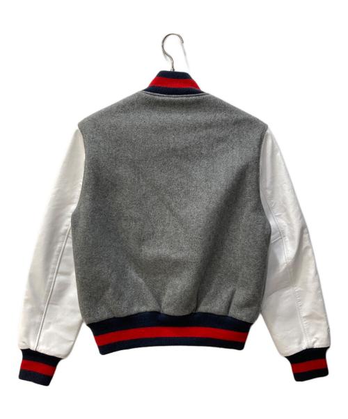 stussy（ステューシー）stussy (ステューシー) スタジャン グレー×ホワイト サイズ:Ⅿの古着・服飾アイテム