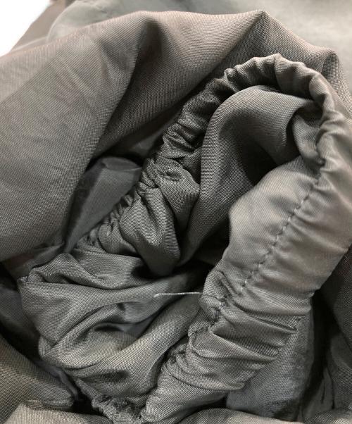 6(ROKU) BEAUTY&YOUTH（ロク ビューティーアンドユース）6(ROKU) BEAUTY&YOUTH (ロク ビューティーアンドユース) HOODED STOLE DOWN JACKET 黄緑 サイズ:38の古着・服飾アイテム