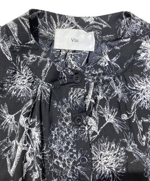 Vin（ヴィン）Vin (ヴィン) 花柄ワンピース ブラック サイズ:FREEの古着・服飾アイテム