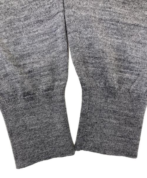 Whim Gazette（ウィムガゼット）Whim Gazette (ウィムガゼット) 16Gクルーネックプルオーバー グレー サイズ:F 未使用品の古着・服飾アイテム
