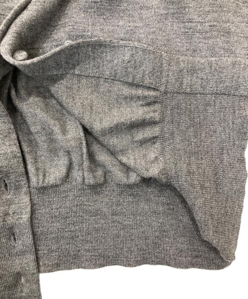 Whim Gazette（ウィムガゼット）Whim Gazette (ウィムガゼット) 16Gテンジクカーディガン グレー サイズ:F 未使用品の古着・服飾アイテム