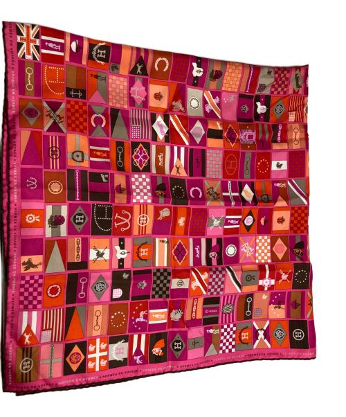 HERMES（エルメス）HERMES (エルメス) カレ90　EN VOYAGE ピンクの古着・服飾アイテム