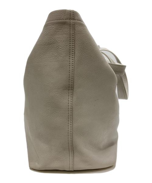 MARGARET HOWELL（マーガレットハウエル）MARGARET HOWELL (マーガレットハウエル) レザーハンドバッグ ライトグレーの古着・服飾アイテム