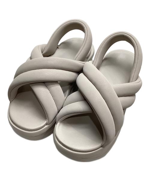 NIKE（ナイキ）NIKE (ナイキ) サンダル ベージュ サイズ:23の古着・服飾アイテム