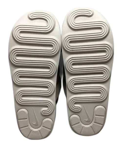 NIKE（ナイキ）NIKE (ナイキ) サンダル ベージュ サイズ:23の古着・服飾アイテム