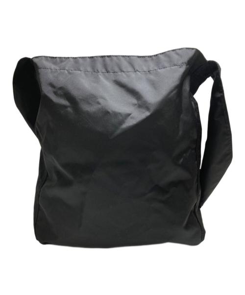 CDG（シーディージー）CDG (シーディージー) ナイロンショルダーバッグ ブラックの古着・服飾アイテム