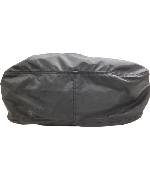 CDG（シーディージー）CDG (シーディージー) ナイロンショルダーバッグ ブラックの古着・服飾アイテム