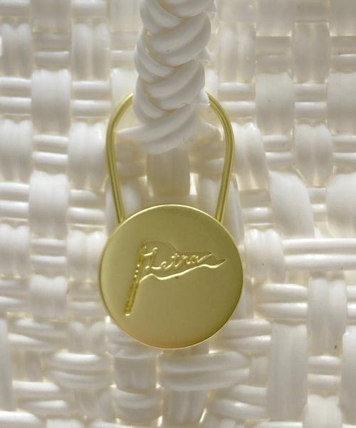 Letra（レトラ）Letra (レトラ) MERCADO BAG ホワイトの古着・服飾アイテム