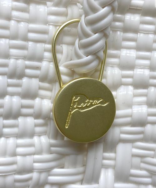 Letra（レトラ）Letra (レトラ) MERCADO BAG ホワイトの古着・服飾アイテム