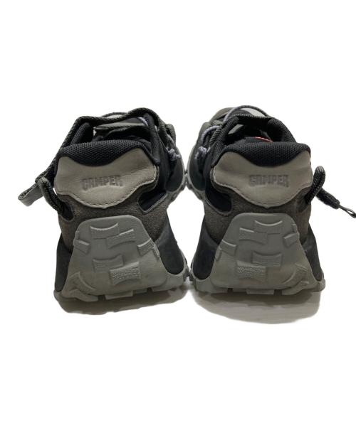 CAMPER（カンペール）CAMPER (カンペール) スニーカー ブラック×グレー サイズ:26の古着・服飾アイテム