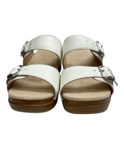 dansko（ダンスコ）dansko (ダンスコ) クロッグサンダル ベージュ サイズ:SIZE 37の古着・服飾アイテム