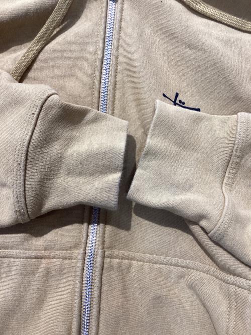 stussy（ステューシー）stussy (ステューシー) BASIC STUSSY ZIP HOODIE ベージュ サイズ:Mの古着・服飾アイテム