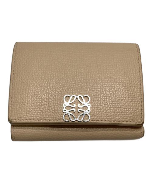 LOEWE（ロエベ）LOEWE (ロエベ) ANAGRAM TRIFOLD WALLET ベージュの古着・服飾アイテム