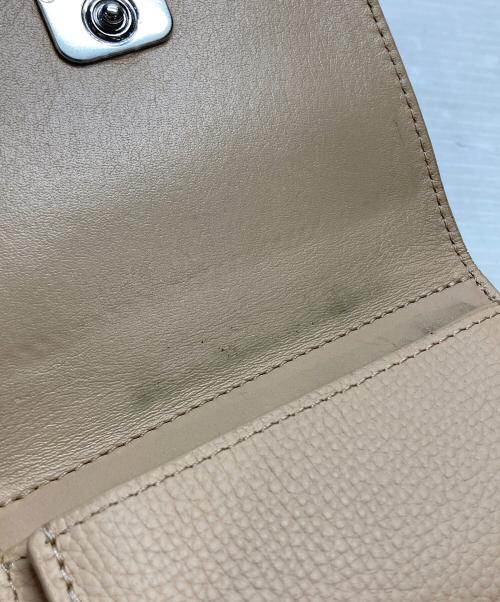 LOEWE（ロエベ）LOEWE (ロエベ) ANAGRAM TRIFOLD WALLET ベージュの古着・服飾アイテム