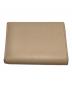 LOEWE (ロエベ) ANAGRAM TRIFOLD WALLET ベージュ：18000円