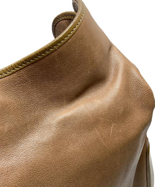 TOD'S（トッズ）TOD'S (トッズ) ホーボーワンショルダーバッグ ブラウンの古着・服飾アイテム