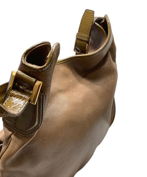 TOD'S（トッズ）TOD'S (トッズ) ホーボーワンショルダーバッグ ブラウンの古着・服飾アイテム