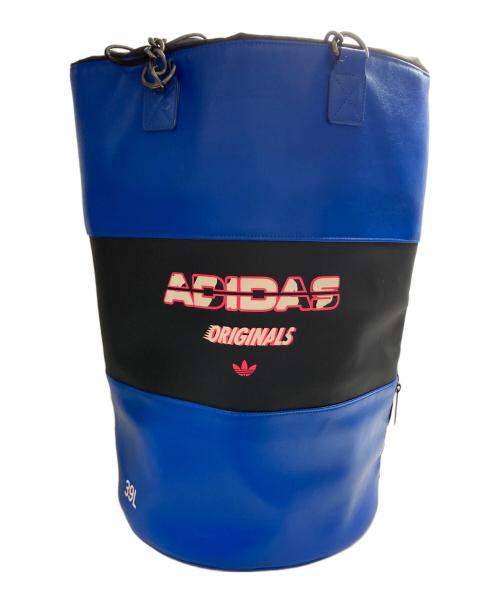adidas（アディダス）adidas (アディダス) バケットリュック ブルー サイズ:サイズ表記無しの古着・服飾アイテム