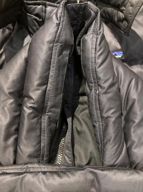 Patagonia（パタゴニア）Patagonia (パタゴニア) Girls Down for Fun Coat ブラック サイズ:XLの古着・服飾アイテム
