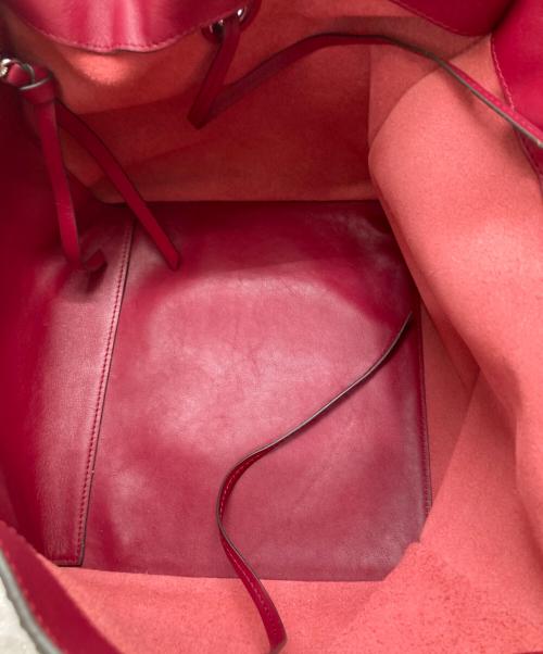 J&M DAVIDSON（ジェイ＆エム デヴィッドソン）J&M DAVIDSON (ジェイ＆エム デヴィッドソン) BELLEミニスタッズバッグ レッドの古着・服飾アイテム