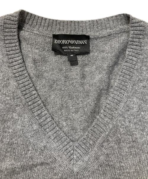 EMPORIO ARMANI（エンポリオ アルマーニ）EMPORIO ARMANI (エンポリオ アルマーニ) Vネックニット グレー サイズ:Mの古着・服飾アイテム