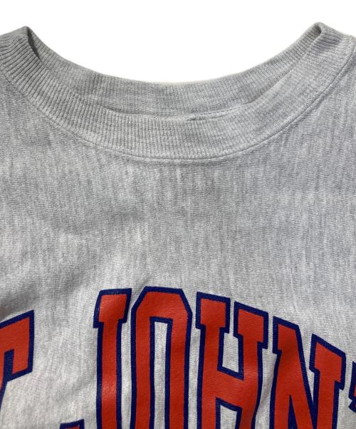 Champion REVERSE WEAVE（チャンピオン リバース ウィーブ）Champion REVERSE WEAVE (チャンピオン リバース ウィーブ) 3段カレッジロゴスウェット グレー サイズ:Mの古着・服飾アイテム