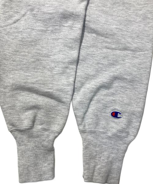 Champion REVERSE WEAVE（チャンピオン リバース ウィーブ）Champion REVERSE WEAVE (チャンピオン リバース ウィーブ) 3段カレッジロゴスウェット グレー サイズ:Mの古着・服飾アイテム