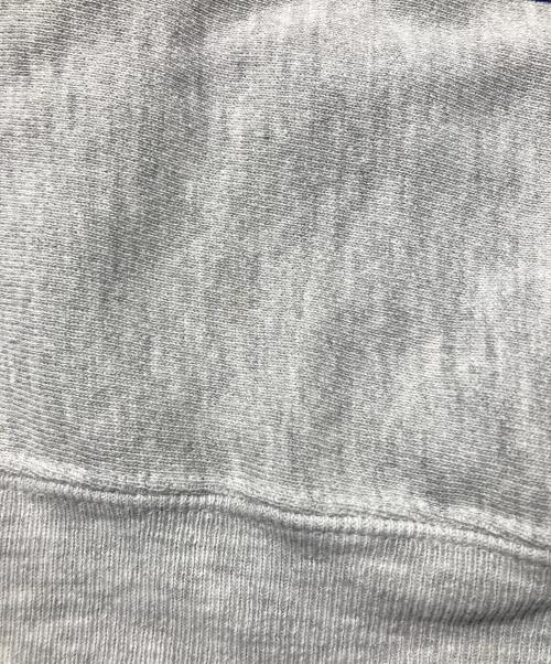 Champion REVERSE WEAVE（チャンピオン リバース ウィーブ）Champion REVERSE WEAVE (チャンピオン リバース ウィーブ) 3段カレッジロゴスウェット グレー サイズ:Mの古着・服飾アイテム