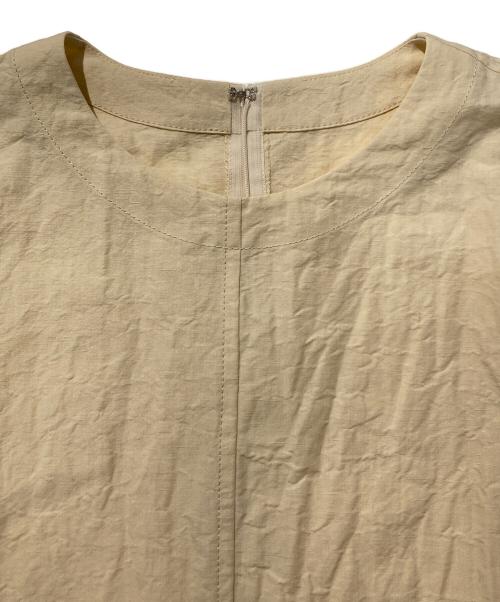 SWINSWING（スウィンスウィング）SWINSWING (スウィンスウィング) リネン混ワンピース ベージュ サイズ:40 未使用品の古着・服飾アイテム