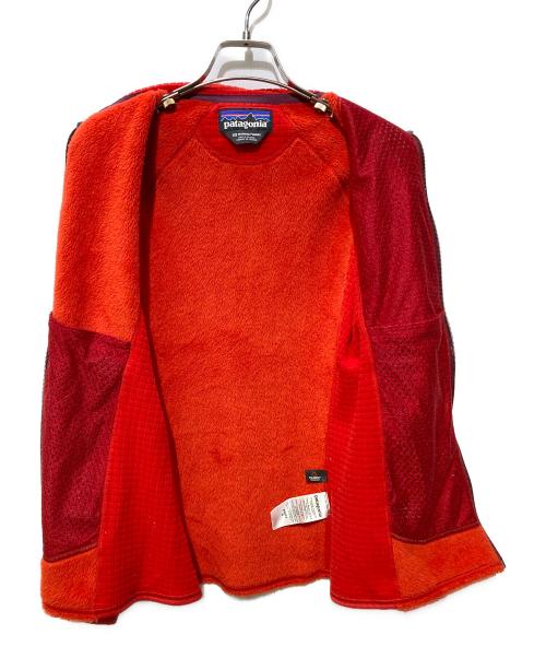 Patagonia（パタゴニア）Patagonia (パタゴニア) WOMEN'S R2 JACKET レッド サイズ:XSの古着・服飾アイテム