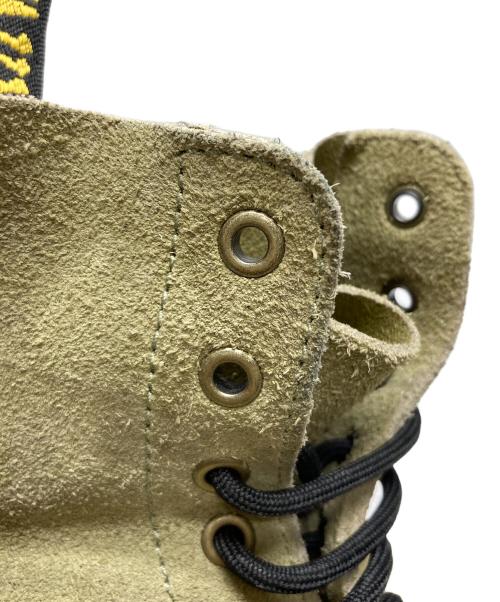Dr.Martens（ドクターマーチン）Dr.Martens (ドクターマーチン) スエード8ホールブーツ ベージュ サイズ:UK10の古着・服飾アイテム