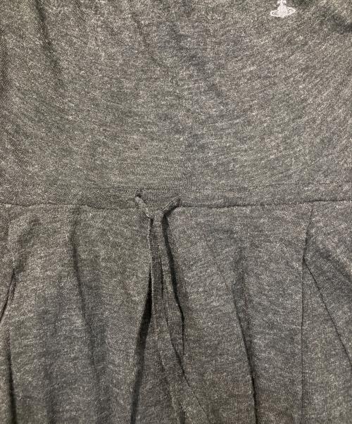 Vivienne Westwood（ヴィヴィアンウエストウッド）Vivienne Westwood (ヴィヴィアンウエストウッド) チュニック グレー サイズ:SIZE 2の古着・服飾アイテム