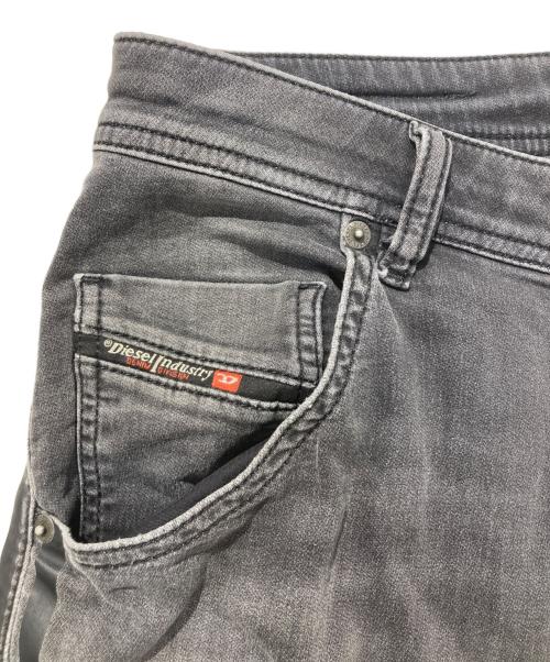DIESEL（ディーゼル）DIESEL (ディーゼル) ストレッチデニムパンツ　KROOLEY-X-SP2-NE ブラック サイズ:W32の古着・服飾アイテム