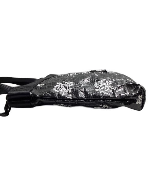 SUPREME（シュプリーム）SUPREME (シュプリーム) Bandana Tarp Side Bag ブラックの古着・服飾アイテム