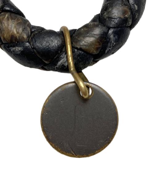 BOTTEGA VENETA（ボッテガベネタ）BOTTEGA VENETA (ボッテガベネタ) イントレチャートキーホルダー ブラックの古着・服飾アイテム