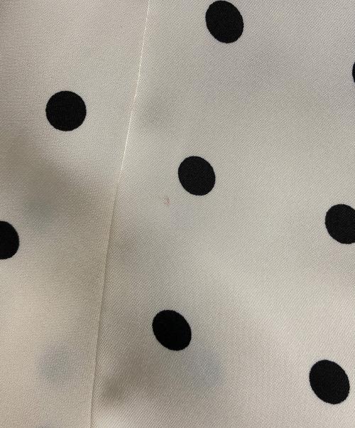 Snidel（スナイデル）Snidel (スナイデル) マーメイドサテンスカート ホワイト サイズ:SIZE1の古着・服飾アイテム