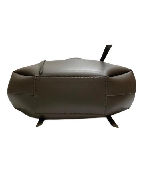 CHARLES & KEITH（チャールズアンドキース）CHARLES & KEITH (チャールズアンドキース) トートバッグ ブラウンの古着・服飾アイテム