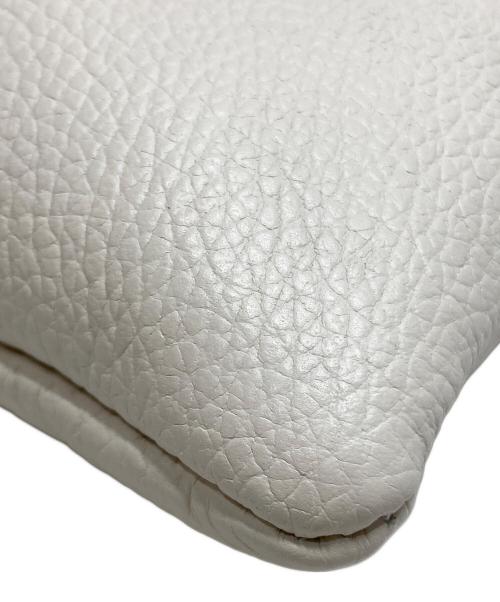 GIANNI CHIARINI（ジャンニ キアリーニ）GIANNI CHIARINI (ジャンニ キアリーニ) ショルダーバッグ ホワイトの古着・服飾アイテム