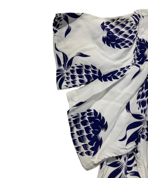 Duke Kahanamoku（デュークカハナモク）Duke Kahanamoku (デュークカハナモク) アロハシャツ ホワイト×ネイビー サイズ:Ｓの古着・服飾アイテム