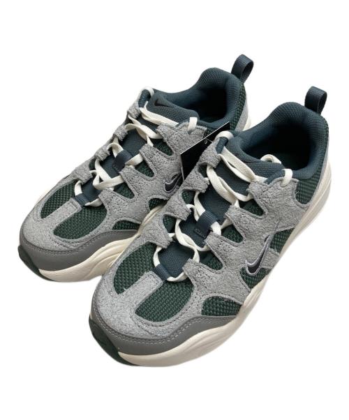 NIKE（ナイキ）NIKE (ナイキ) スニーカー グレー×グリーン サイズ:23 未使用品の古着・服飾アイテム