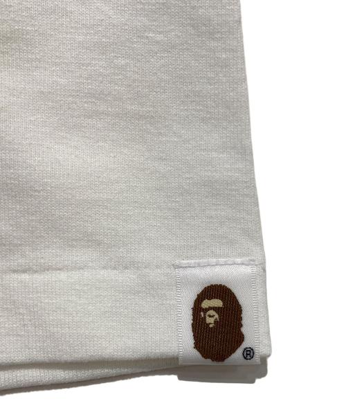 A BATHING APE（ア ベイシング エイプ）A BATHING APE (ア ベイシング エイプ) Tシャツ ホワイト サイズ:XLの古着・服飾アイテム