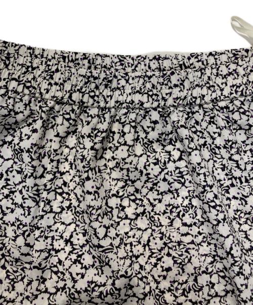 SLOW（スロウ）SLOW (スロウ) アンティークフラワープリントスカート ホワイト サイズ:SIZE 40の古着・服飾アイテム