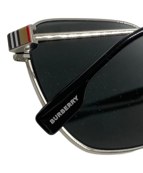 BURBERRY LONDON（バーバリーロンドン）BURBERRY LONDON (バーバリーロンドン) サングラス ブラック サイズ:55□19の古着・服飾アイテム