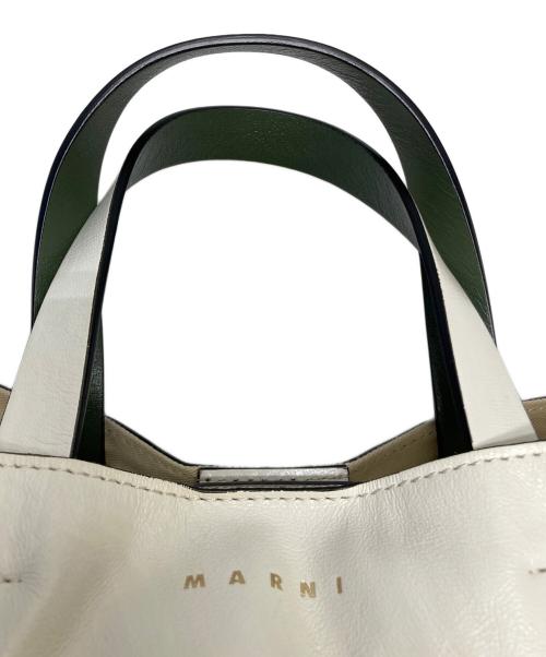 MARNI（マルニ）MARNI (マルニ) MUSEO SOFT 2WAYバッグ グリーン×ホワイトの古着・服飾アイテム