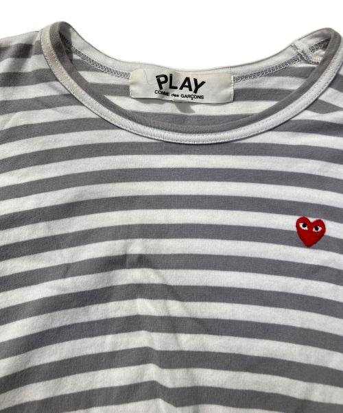 PLAY COMME des GARCONS（プレイコムデギャルソン）PLAY COMME des GARCONS (プレイコムデギャルソン) ボーダーカットソー グレー サイズ:Sの古着・服飾アイテム